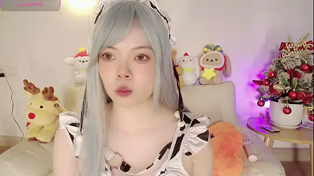 Miyeoonn online show from 12/17/25, 03:07