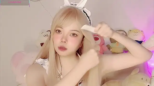 Miyeoonn online show from 02/03/26, 09:58