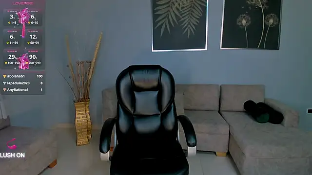 Snapshot of ChloeManson chatting on 12/30/24, 11:49 ChloeManson online show from 12/30/24, 11:49