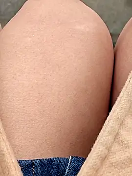 Snapshot of Baby-Linh chatting on 02/10/26, 04:16 Baby-Linh online show from 02/10/26, 04:16