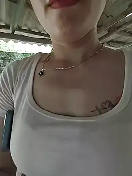 Baby-Linh online show from 05/18/26, 11:05