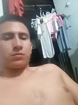 Snapshot of chupameestepenco023 chatting on 03/19/26, 03:32 chupameestepenco023 online show from 03/19/26, 03:32