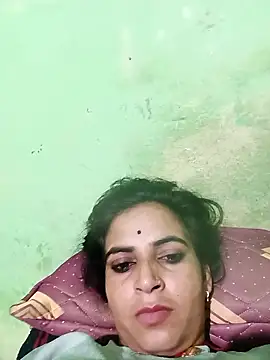 Snapshot of Big_soniya55A chatting on 05/19/26, 06:14 Big soniya55A online show from 05/19/26, 06:14