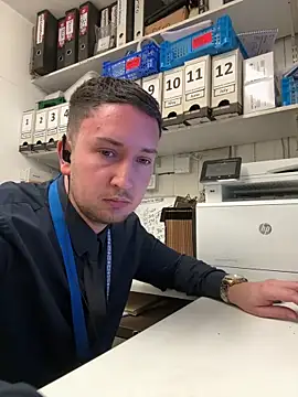 Snapshot of dirtyanal23 chatting on 12/16/25, 05:51 dirtyanal23 online show from 12/16/25, 05:51