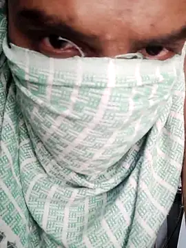 Snapshot of boyfromMum_bai chatting on 12/21/25, 05:58 boyfromMum bai online show from 12/21/25, 05:58