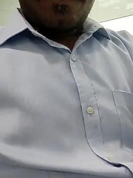 Snapshot of boyfromMum_bai chatting on 03/12/26, 05:13 boyfromMum bai online show from 03/12/26, 05:13