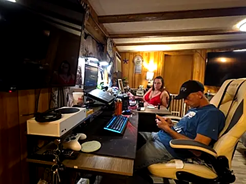 JavaAndBustyDiamond online show from 12/05/25, 01:36