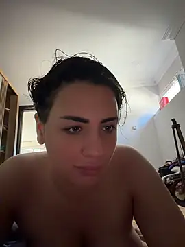 tesaa1212 online show from 06/25/26, 10:09