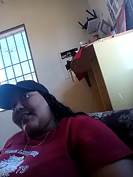 Snapshot of VaneandRossy chatting on 03/07/26, 06:38 VaneandRossy online show from 03/07/26, 06:38