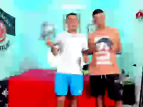 Snapshot of roomies_ chatting on 12/04/25, 07:44 roomies online show from 12/04/25, 07:44