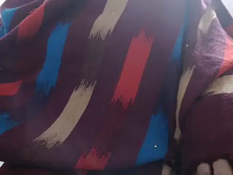 KhubsuratHaasina online show from 12/17/25, 01:50