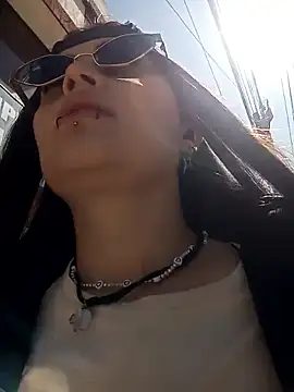 Snapshot of Fog_hot chatting on 12/15/25, 03:16 Fog hot online show from 12/15/25, 03:16