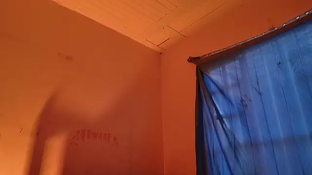 MoonLipsON- online show from 04/30/26, 10:25