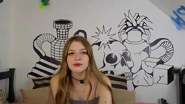 AliceCute3 online show from 12/04/25, 07:17