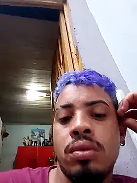 Snapshot of 071197Renan chatting on 12/15/25, 09:52 071197Renan online show from 12/15/25, 09:52