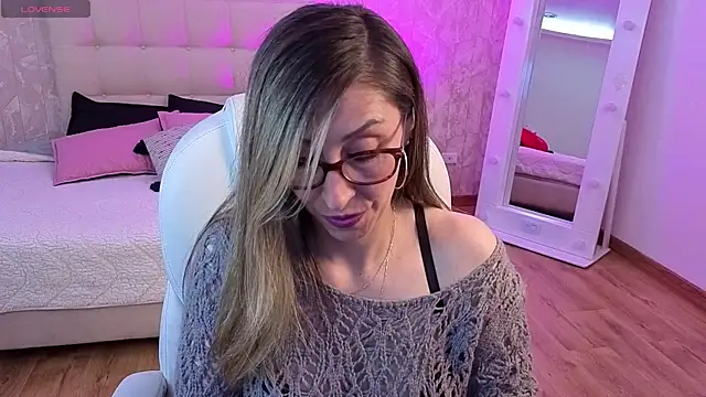 Scarlett 079 online show from 04/28/26, 12:10