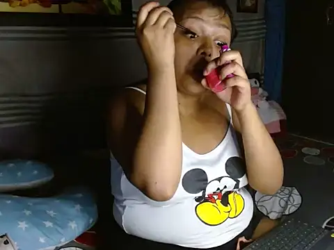 Snapshot of caro_lil chatting on 03/10/26, 03:00 caro lil online show from 03/10/26, 03:00