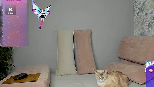 Snapshot of Ellen_Foxks chatting on 12/17/25, 01:44 Ellen Foxks online show from 12/17/25, 01:44