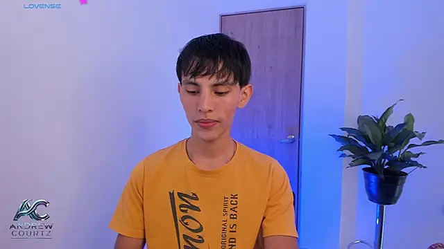 andrew courtzz online show from 06/11/26, 06:39