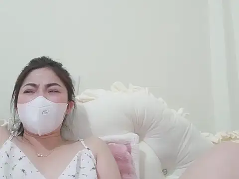 Snapshot of Mimy18 chatting on 01/31/26, 07:23 Mimy18 online show from 01/31/26, 07:23