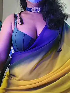 Snapshot of Preeti345 chatting on 07/21/26, 06:43 Preeti345 online show from 07/21/26, 06:43