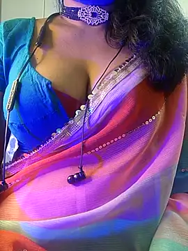 Snapshot of Preeti345 chatting on 07/26/26, 04:25 Preeti345 online show from 07/26/26, 04:25