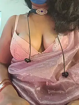 Snapshot of Preeti345 chatting on 08/07/26, 05:26 Preeti345 online show from 08/07/26, 05:26