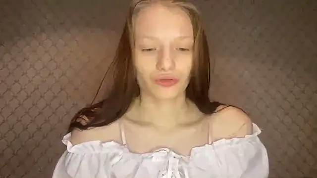 Snapshot of Cleonoth2o chatting on 01/10/26, 04:42 Cleonoth2o online show from 01/10/26, 04:42