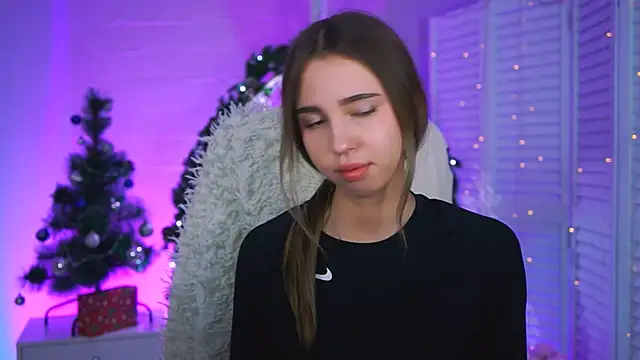 KimPorins online show from 12/14/25, 01:38