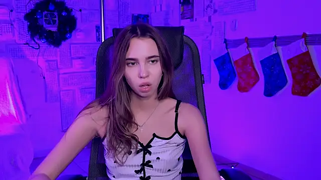 KimPorins online show from 12/15/25, 01:15