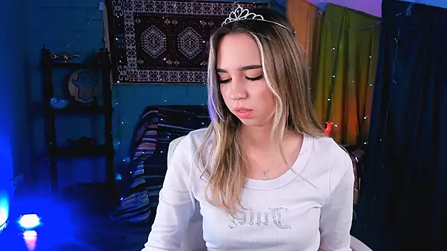 KimPorins online show from 04/29/26, 02:21