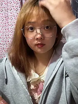 Snapshot of Samsam-006 chatting on 02/03/26, 06:51 Samsam-006 online show from 02/03/26, 06:51