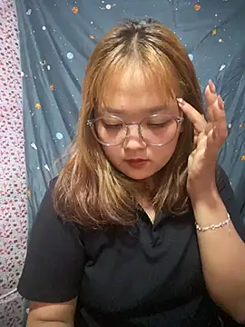 Snapshot of Samsam-006 chatting on 02/18/26, 09:38 Samsam-006 online show from 02/18/26, 09:38