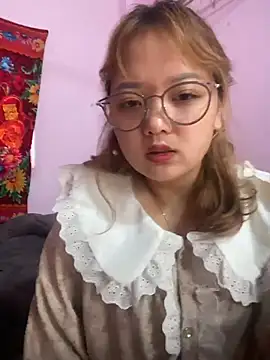 Snapshot of Samsam-006 chatting on 03/11/26, 08:20 Samsam-006 online show from 03/11/26, 08:20