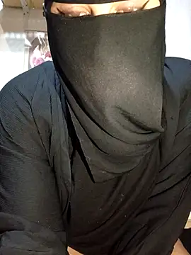 Snapshot of -Batta- chatting on 02/06/26, 12:08 -Batta- online show from 02/06/26, 12:08