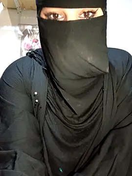 Snapshot of -Batta- chatting on 02/07/26, 03:05 -Batta- online show from 02/07/26, 03:05