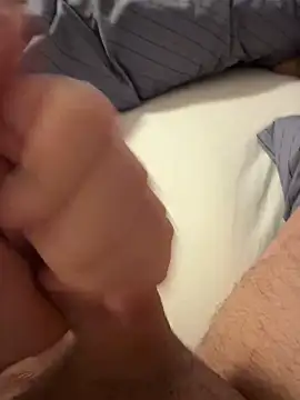 Snapshot of Uki-1 chatting on 01/15/26, 04:55 Uki-1 online show from 01/15/26, 04:55