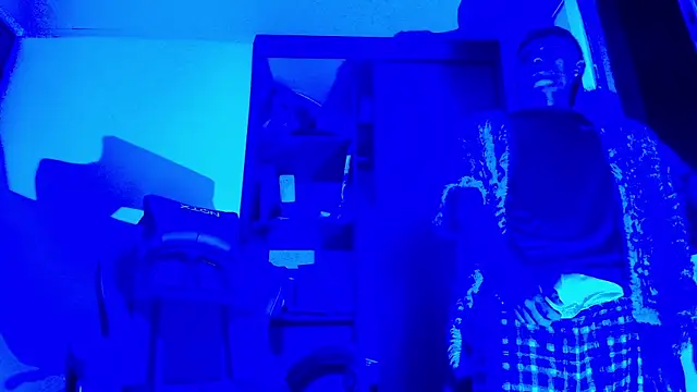 NoahGun  online show from 12/15/25, 06:39