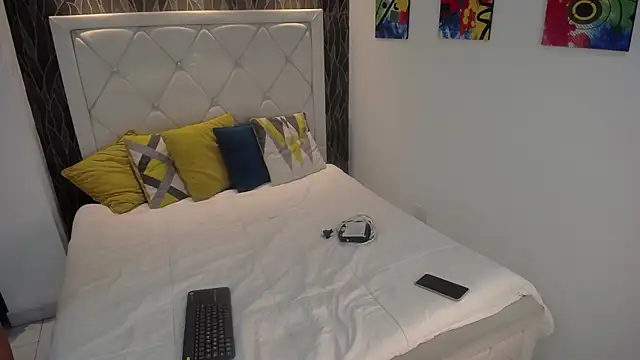 Snapshot of Kat_Cute chatting on 01/11/26, 12:26 Kat Cute online show from 01/11/26, 12:26