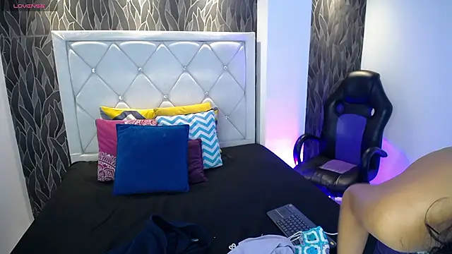 Snapshot of Kat_Cute chatting on 03/07/26, 03:14 Kat Cute online show from 03/07/26, 03:14