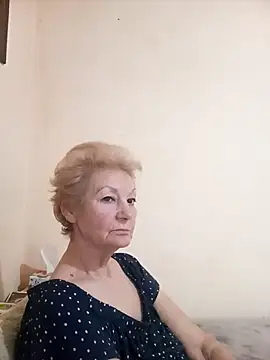 Calypso-Loove online show from 05/14/26, 01:51