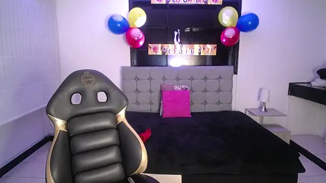 Sara valderrama  online show from 06/20/26, 10:51