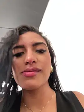 Snapshot of AlinaArgii chatting on 02/04/26, 04:13 AlinaArgii online show from 02/04/26, 04:13