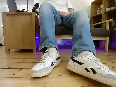 Snapshot of jonas_camboy chatting on 02/19/26, 03:41 jonas camboy online show from 02/19/26, 03:41