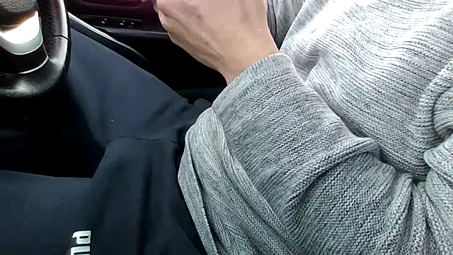 Snapshot of Ronnieedge chatting on 02/12/26, 03:51 Ronnieedge online show from 02/12/26, 03:51