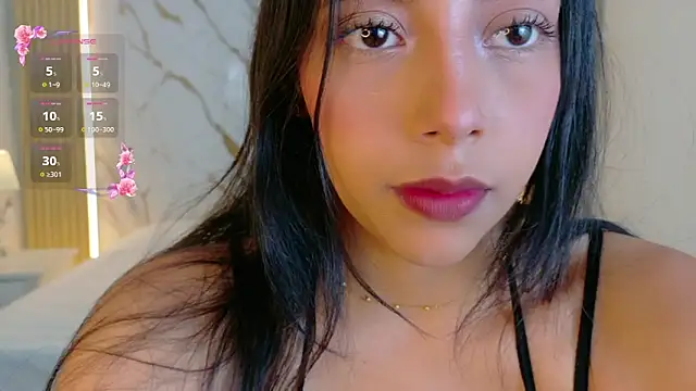 Snapshot of miajonesblowjob chatting on 06/28/26, 05:30 miajonesblowjob online show from 06/28/26, 05:30