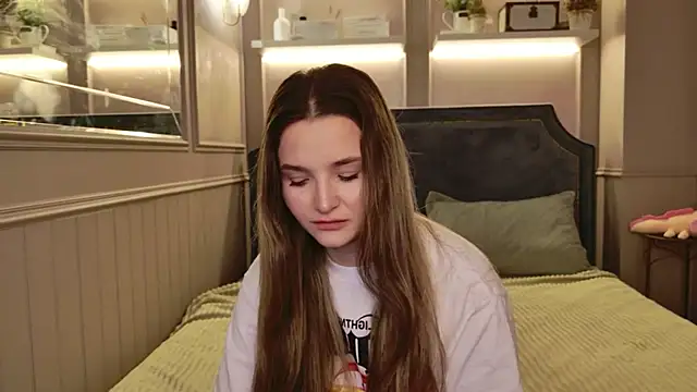 Snapshot of Lina_Sinerz chatting on 03/06/26, 08:38 Lina Sinerz online show from 03/06/26, 08:38