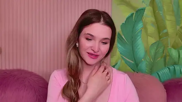 Lina Sinerz online show from 05/23/26, 03:56