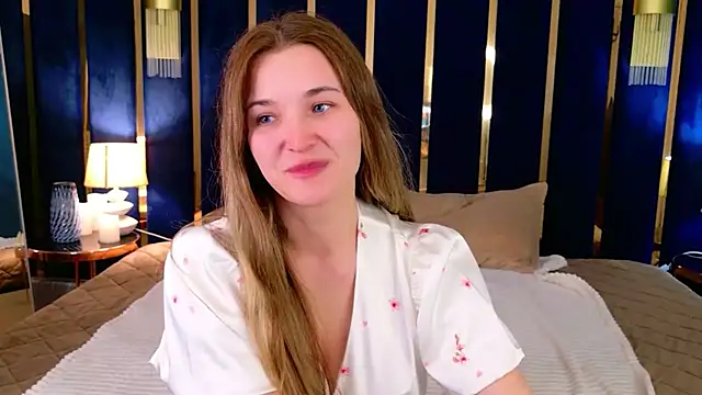 Lina Sinerz online show from 06/04/26, 04:29