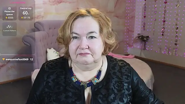 Snapshot of Nola_Nekta chatting on 12/16/25, 05:56 Nola Nekta online show from 12/16/25, 05:56